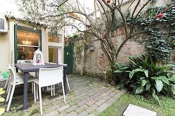 Bed and Breakfast 19 Borgo Cavour Тревизо 3*,  Италия