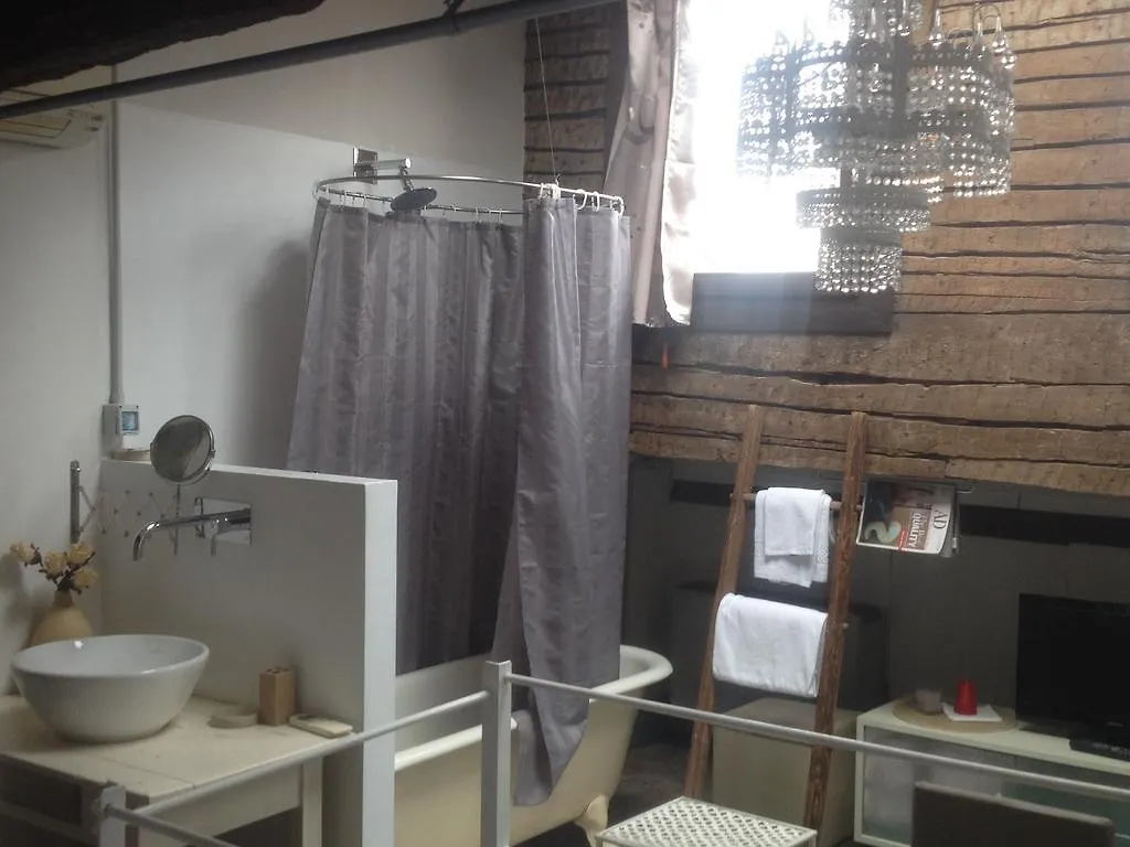 Bed and Breakfast 19 Borgo Cavour Treviso